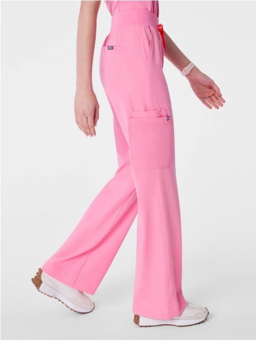 Figs Isabel Sunrise Pink high rise wide leg scrub pants size L regular NWT - Picture 2 of 3